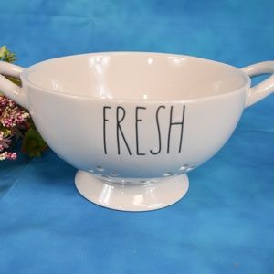 Rae Dunn "FRESH" Colander